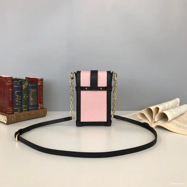 Fashionrepsfam ru LV Bags 19B57B0004 0525